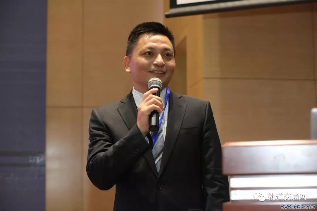 拓展视野提升_拓宽视野思路_如何通过token应用参与各类线上活动与研讨会，拓宽视野并提高投资技能。