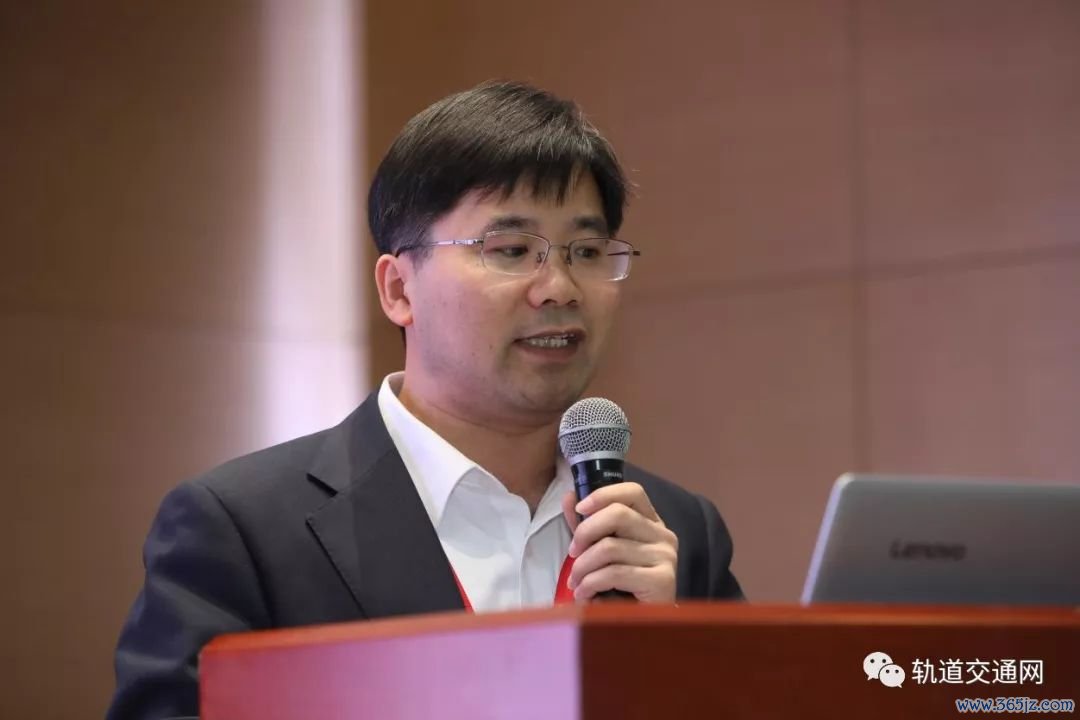 拓展视野提升_如何通过token应用参与各类线上活动与研讨会，拓宽视野并提高投资技能。_拓宽视野思路